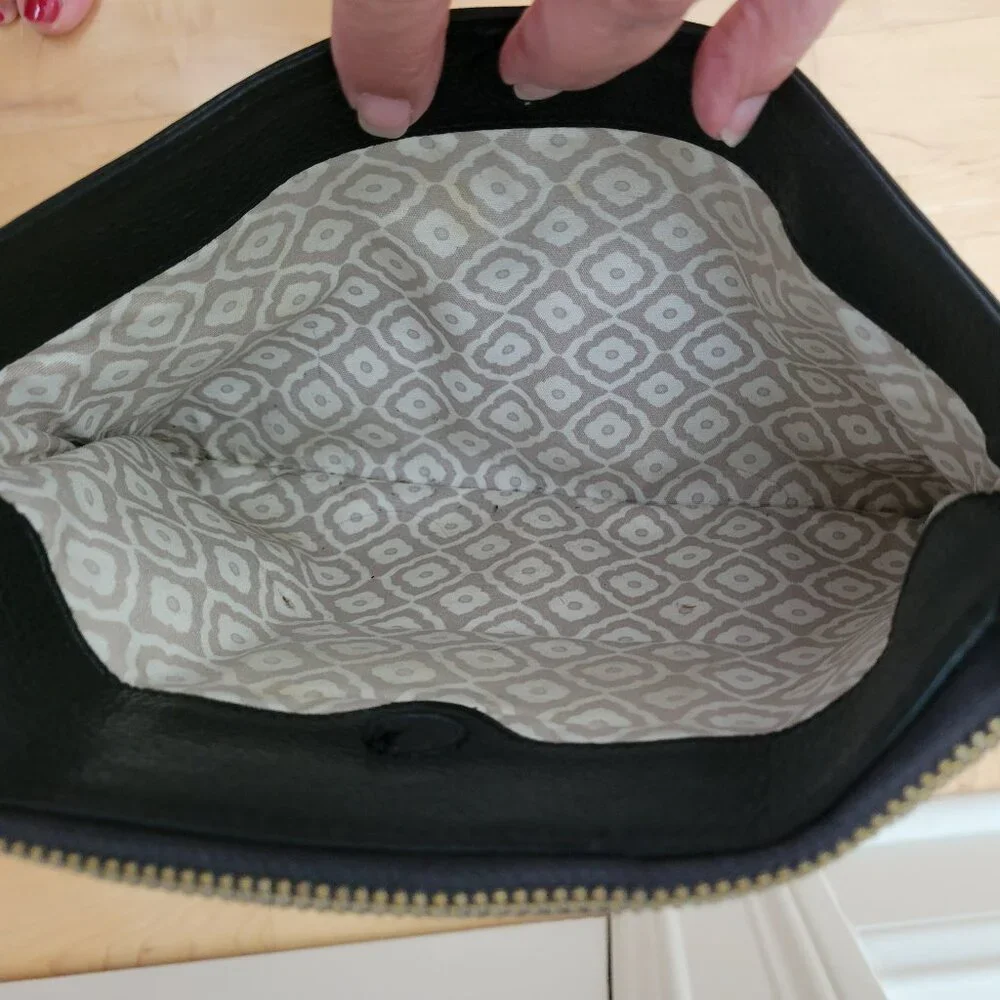 Brighton Pretty Tough Black Leather Crossbody Purse - Picture 7 of 10